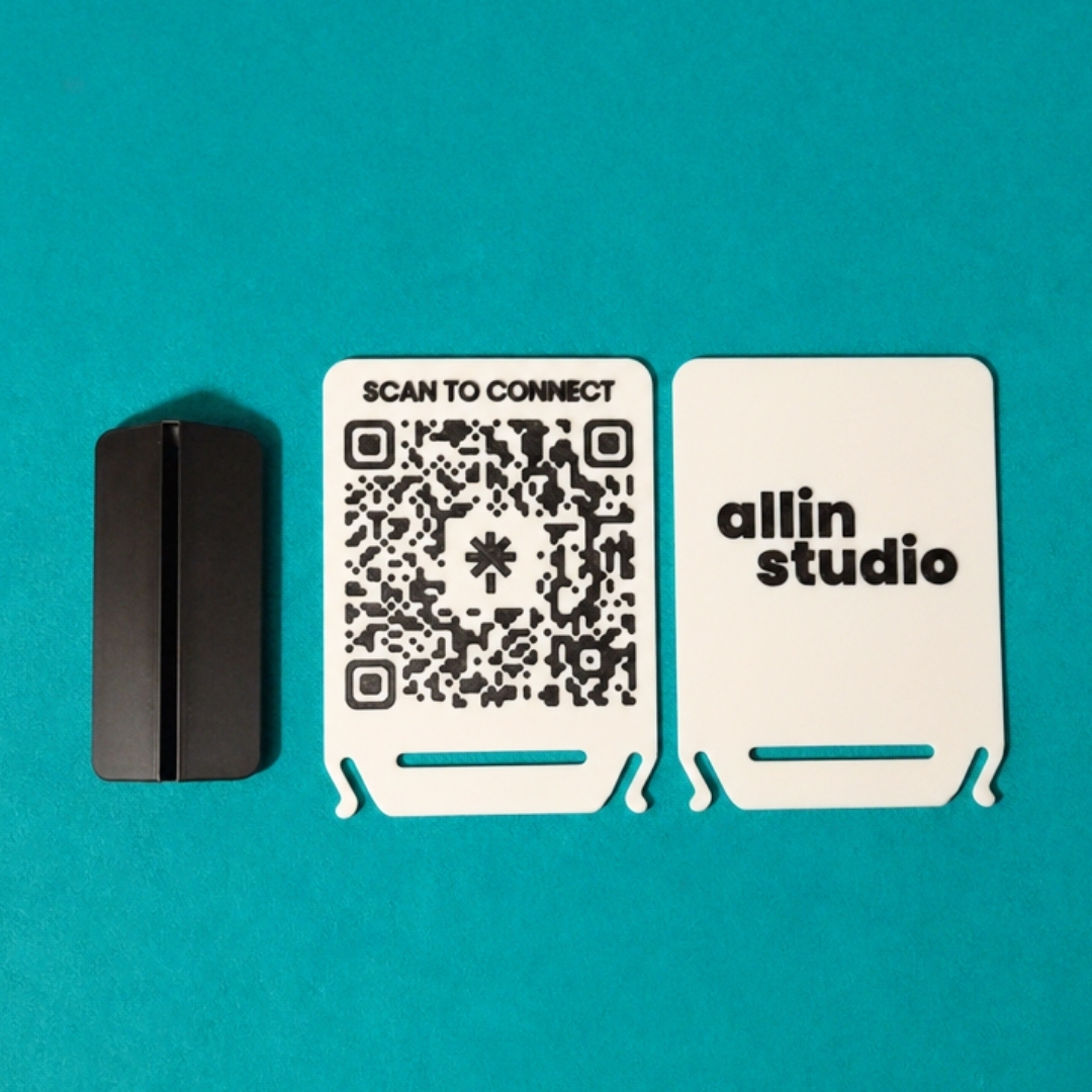QR Stand 3